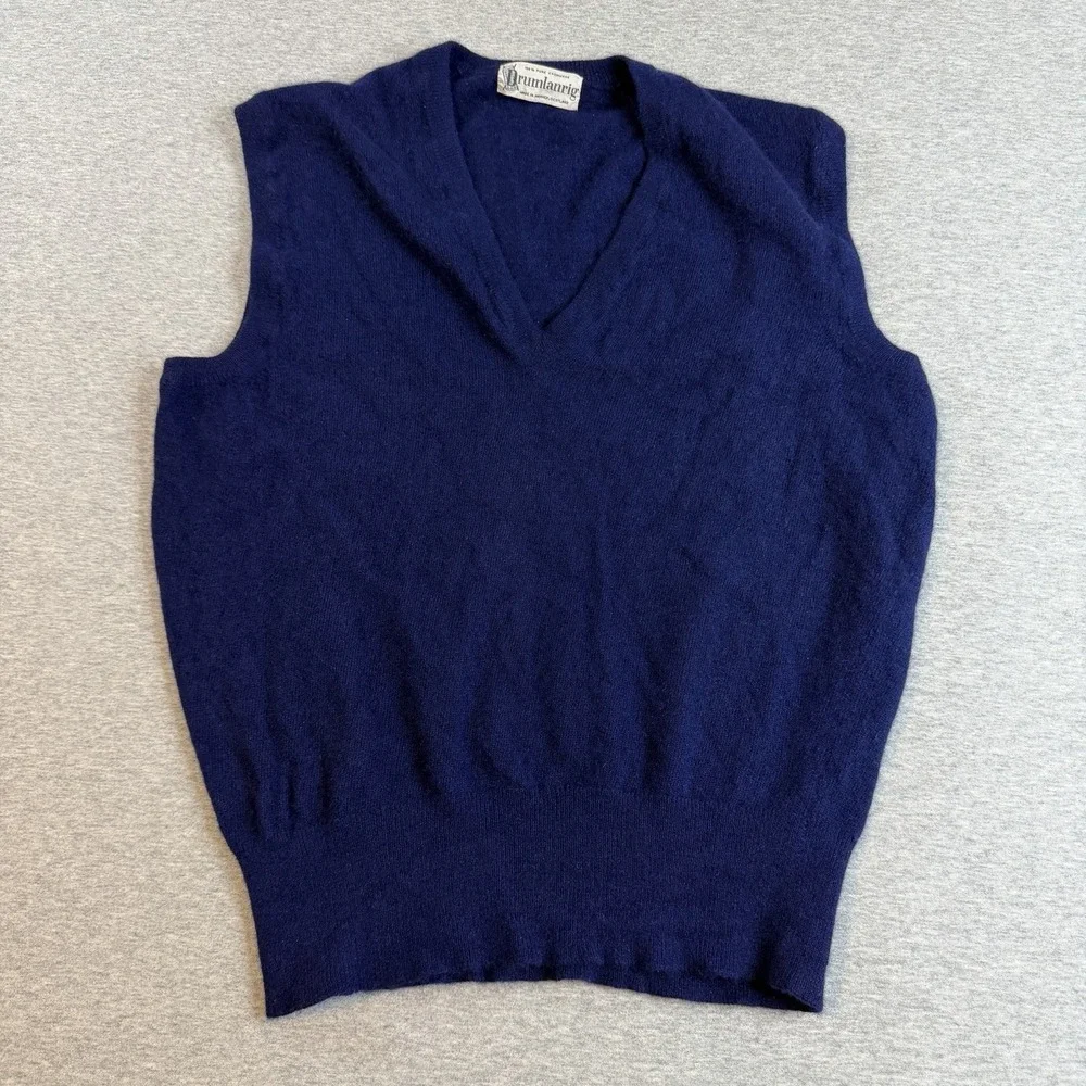 Vintage Drumlanrig Cashmere Sweater Vest Navy Blue V-Neck Scotland 36